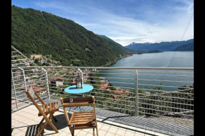 Aurora's Home Lake View Apt Argegno